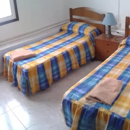 אכסניה Falow *